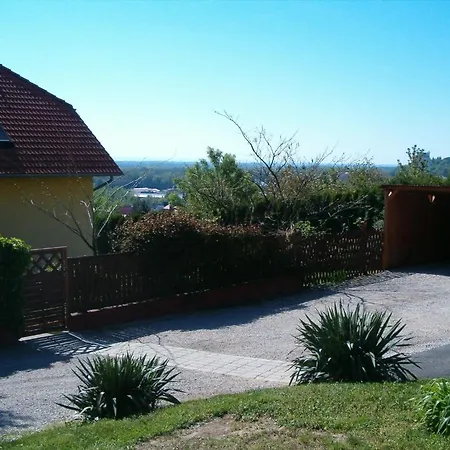 Panorama Apartman Appartamento Hévíz